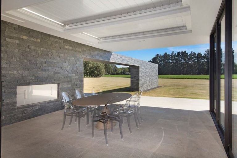 Photo of property in 400 Pound Road, Yaldhurst, Christchurch, 7676