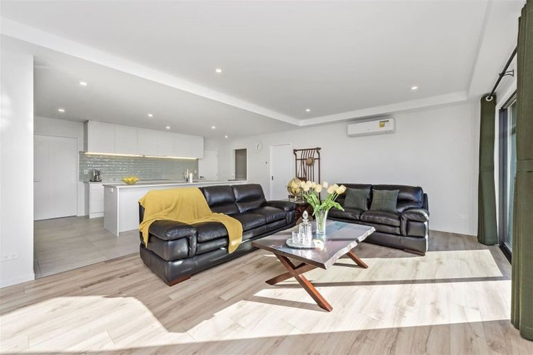 Photo of property in 11 Tulett Park Drive, Casebrook, Christchurch, 8051