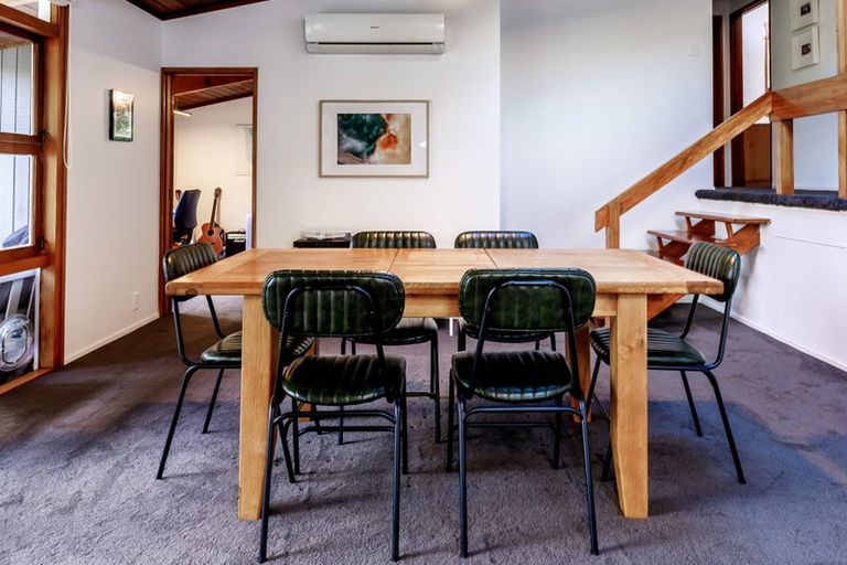 Photo of property in 164 Konini Road, Titirangi, Auckland, 0604