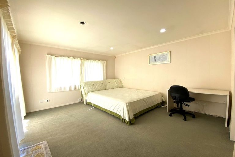 Photo of property in 130 Kilkenny Drive, East Tamaki Heights, Auckland, 2016