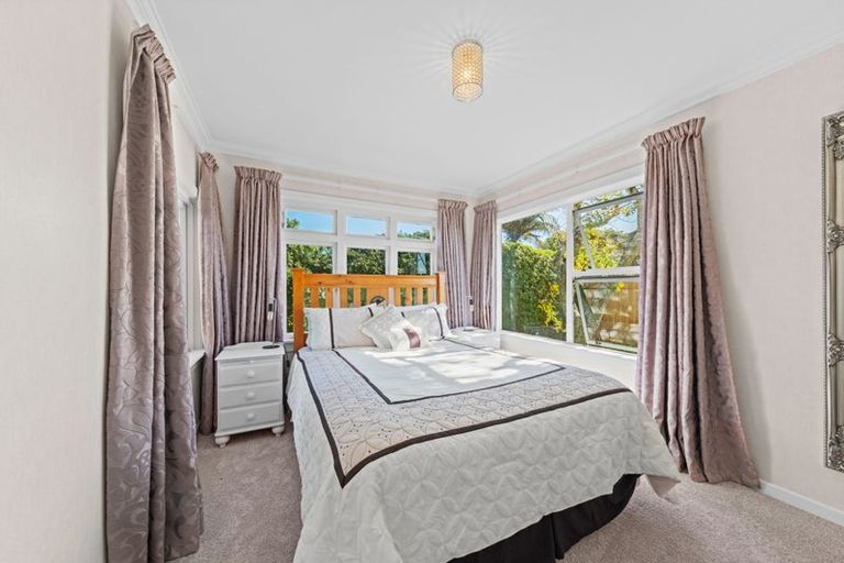 Photo of property in 1/1 Wilton Street, Westown, New Plymouth, 4310