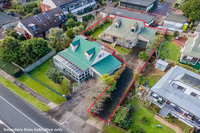 Photo of property in 80b Aviemore Drive, Highland Park, Auckland, 2010