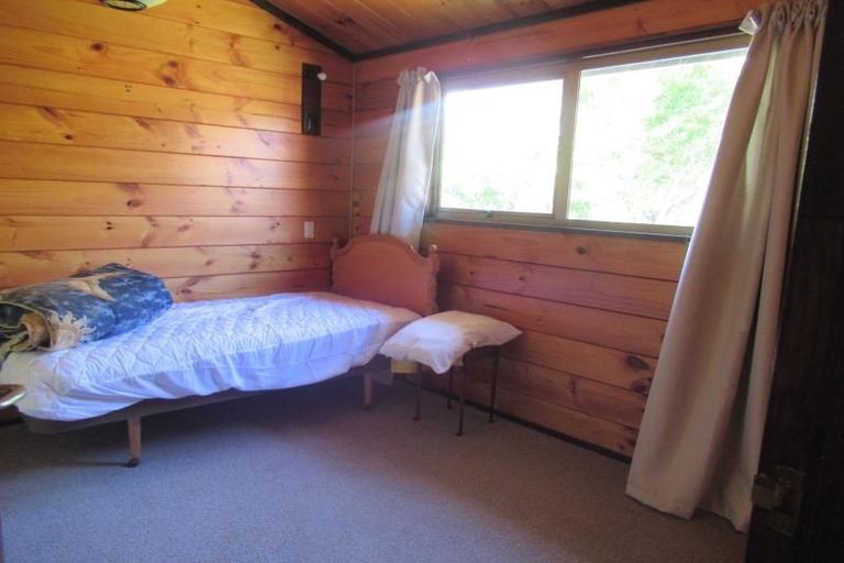 Photo of property in 8 Park Avenue, Waikanae, 5036