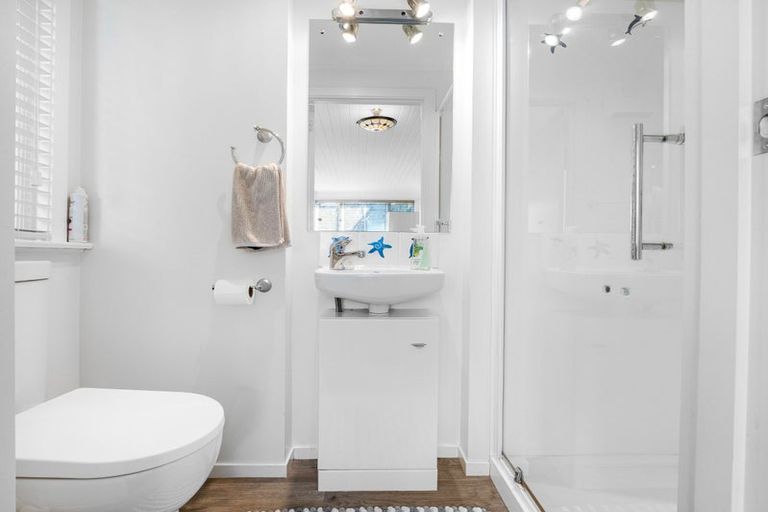 Photo of property in 162a Avonhead Road, Avonhead, Christchurch, 8042