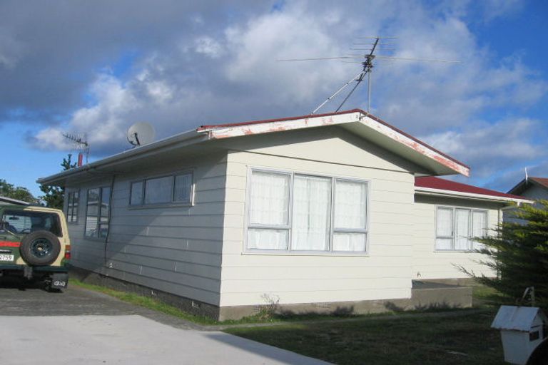 Photo of property in 240 Mitchell Street, Brooklyn, Wellington, 6021