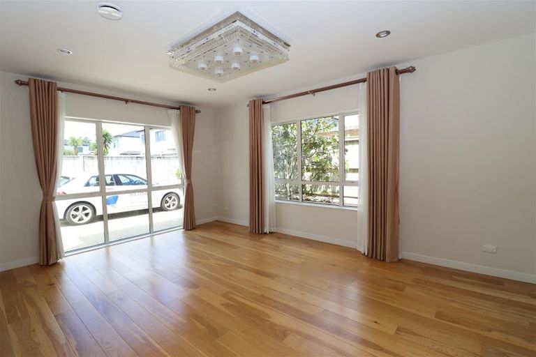 Photo of property in 10 Cahir Place, Flat Bush, Auckland, 2019