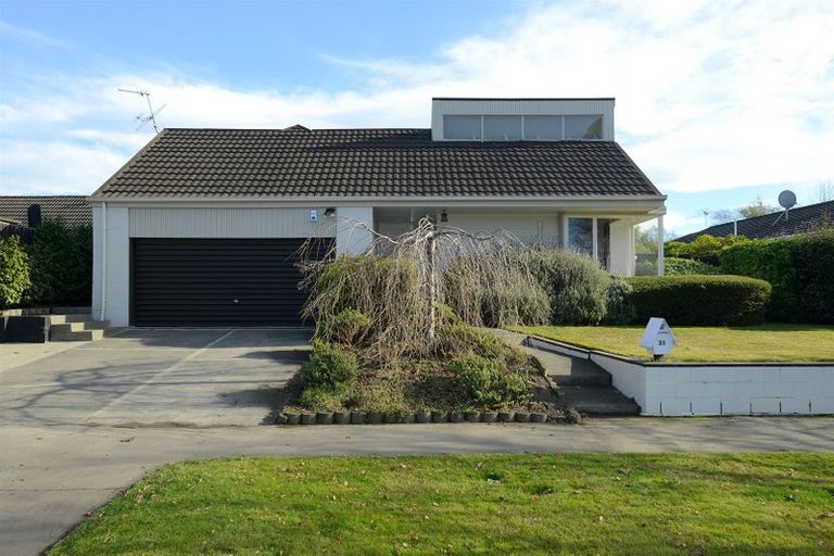 Photo of property in 31 Colina Street, Avonhead, Christchurch, 8042