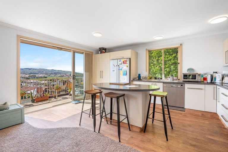 Photo of property in 69 Easther Crescent, Kew, Dunedin, 9012