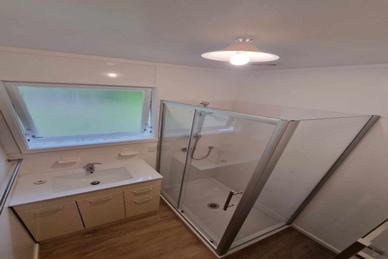 Photo of property in 36 Wyoming Avenue, Murrays Bay, Auckland, 0630