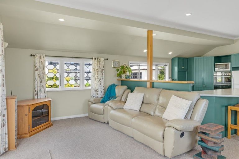 Photo of property in 40 The Esplanade, Westport, 7825