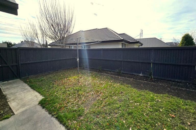 Photo of property in 2 Little Oaks Drive, Yaldhurst, Christchurch, 8042