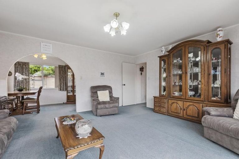 Photo of property in 23a Nukumea Common, Orewa, 0931