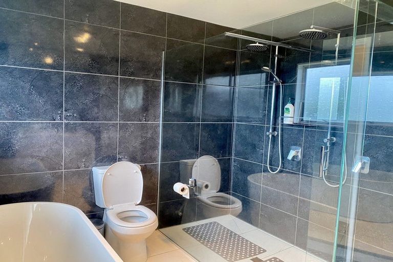 Photo of property in 127 Apollo Parade, Milson, Palmerston North, 4414