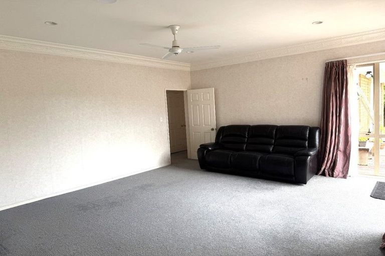 Photo of property in 9 Westerham Drive, Dannemora, Auckland, 2016
