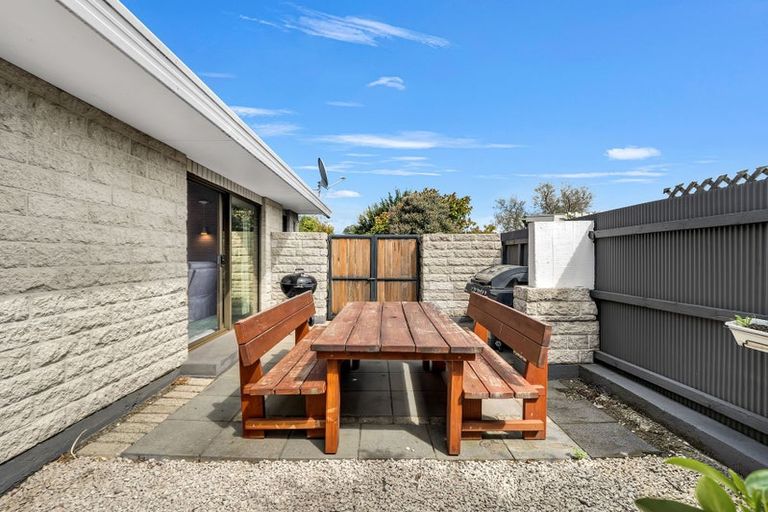 Photo of property in 7 Kowai Place, Amberley, 7410