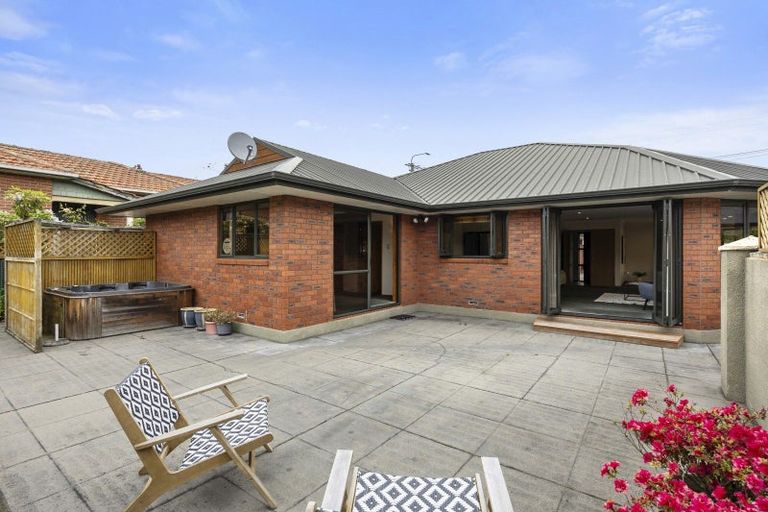 Photo of property in 227 Forbury Road, Saint Clair, Dunedin, 9012