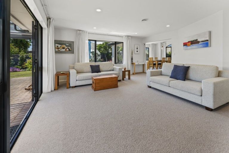 Photo of property in 6 Heritage Crescent, Richmond, 7020