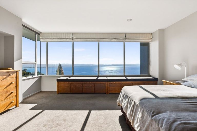 Photo of property in 2/23 Seapoint Road, Bluff Hill, Napier, 4110