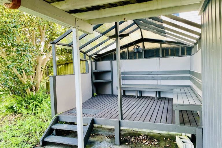 Photo of property in 101 Stanley Road, Glenfield, Auckland, 0629