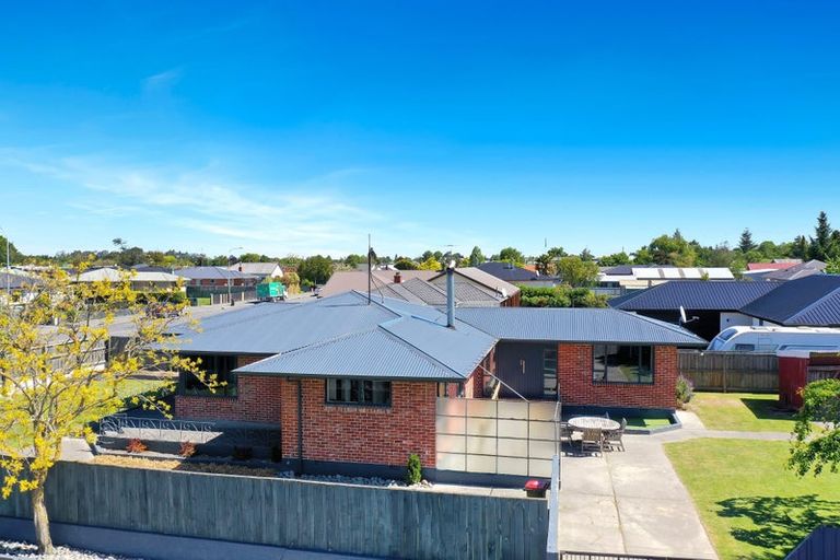 Photo of property in 64 Mcmurdo Street, Tinwald, Ashburton, 7700
