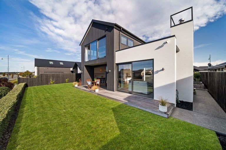 Photo of property in 14 Rapaki Street, Pegasus, 7612