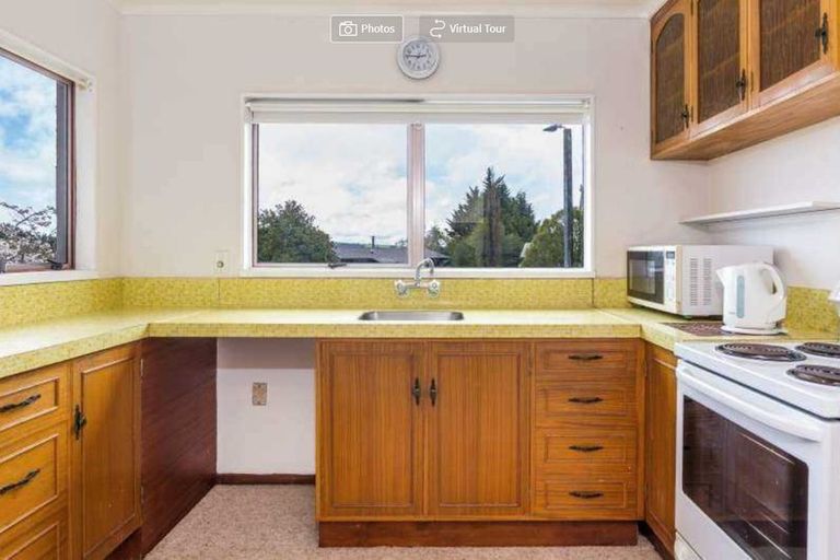 Photo of property in 15 Hilden Place, Hilltop, Taupo, 3330