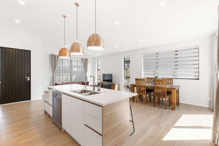 Photo of property in 17 Piripono Crescent, Pukekohe, 2120