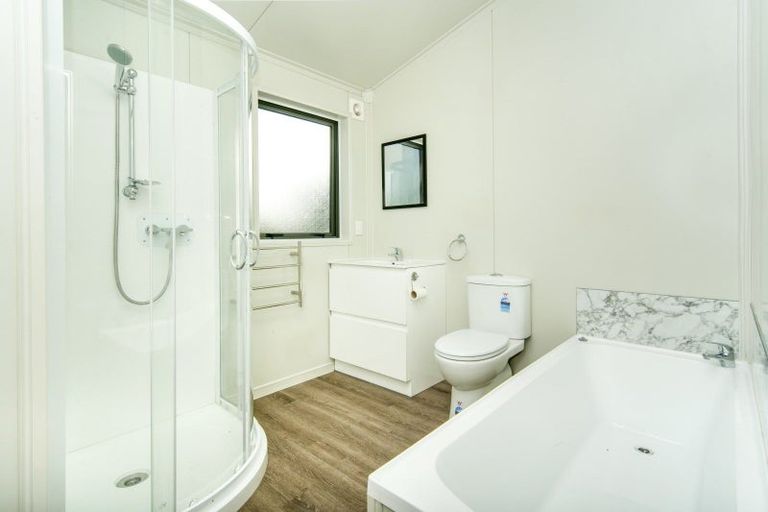 Photo of property in 19b Lyndhurst Street, Westport, 7825