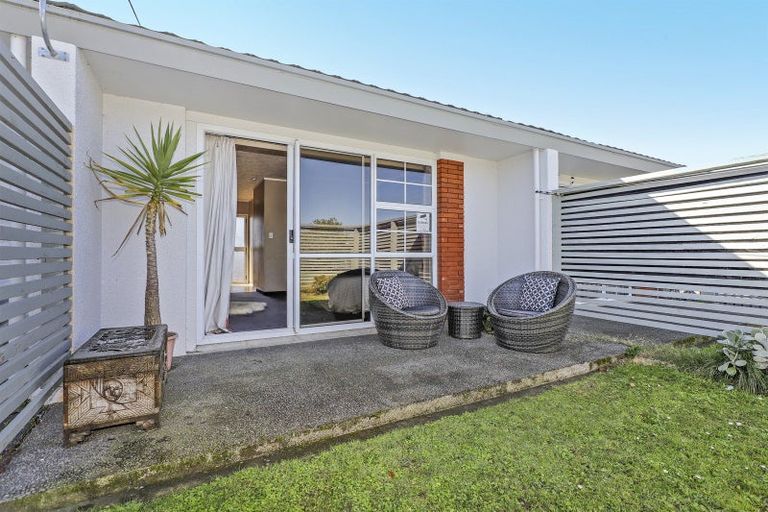 Photo of property in 5/376 Kennedy Road, Pirimai, Napier, 4112