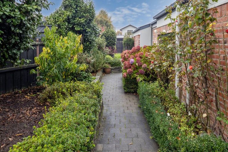 Photo of property in 28 Oak Grove, Ashburton, 7700