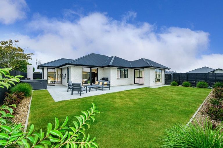 Photo of property in 37 Collisson Street, Leeston, 7632