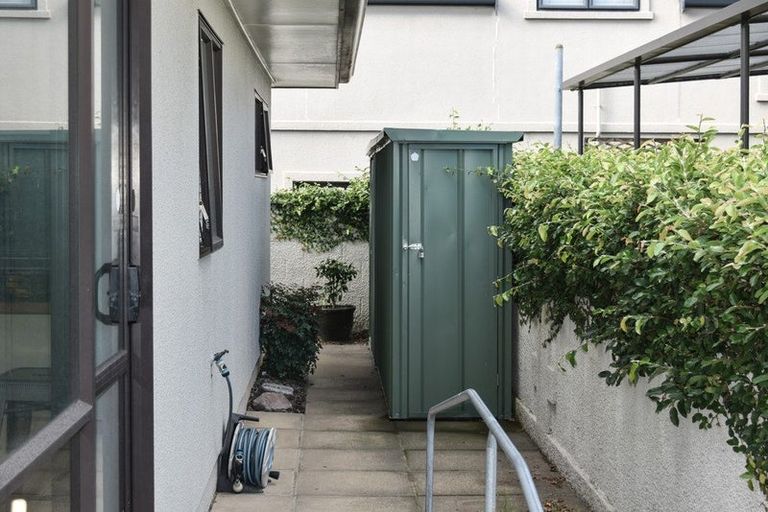Photo of property in 8e Heath Street, Mount Maunganui, 3116