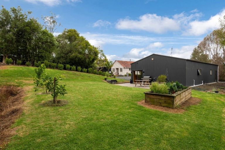 Photo of property in 9 Lower Jeffs Road, Dairy Flat, Albany, 0794