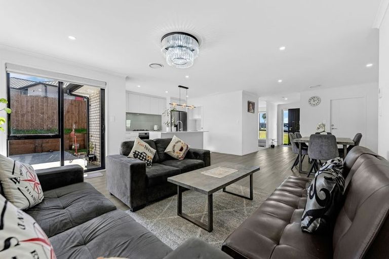 Photo of property in 11 Flannery Road, Pokeno, 2402