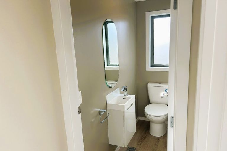 Photo of property in 4/10 Marion Street, Silverstream, Upper Hutt, 5019