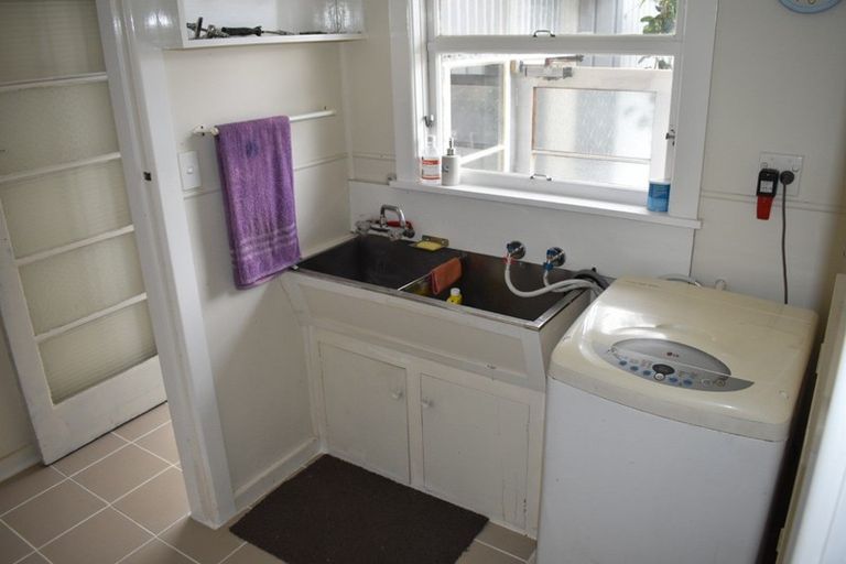 Photo of property in 146 Brougham Street, Westport, 7825