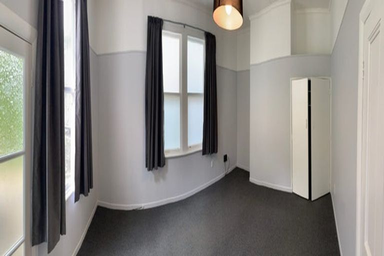 Photo of property in 1/8 Waipapa Road, Hataitai, Wellington, 6021