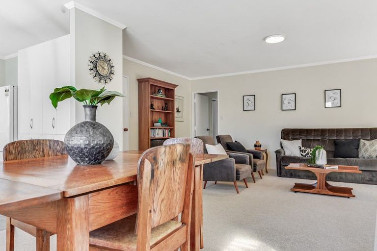 Photo of property in 35 Halyard Close, Flagstaff, Hamilton, 3210