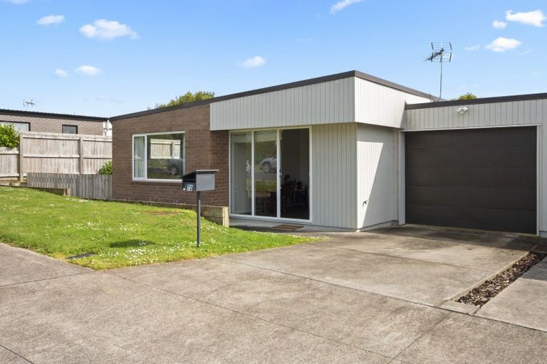 Photo of property in 72 Prado Drive, Pukekohe, 2120