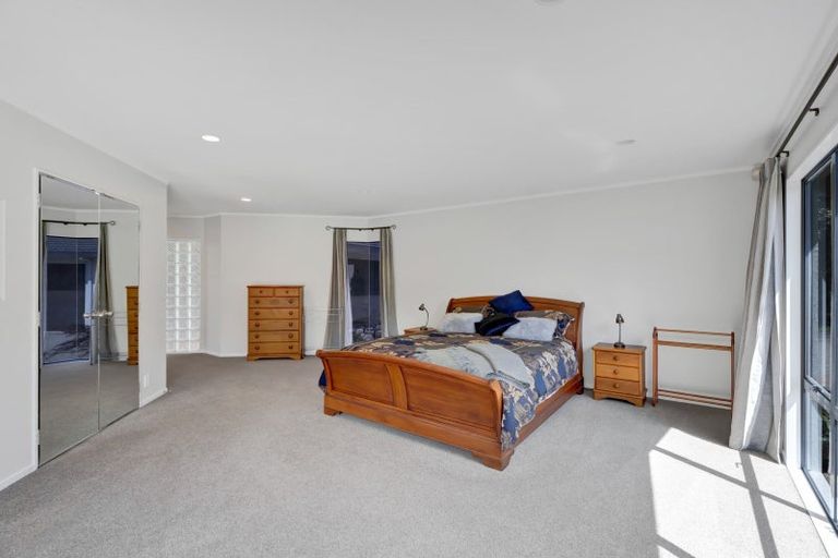 Photo of property in 371b Mangorei Road, Merrilands, New Plymouth, 4312