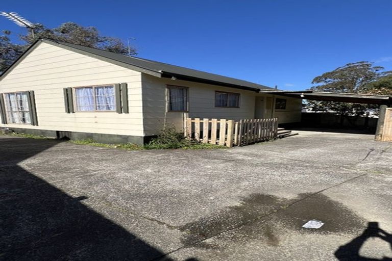 Photo of property in 16 Goldnib Place, Randwick Park, Auckland, 2105