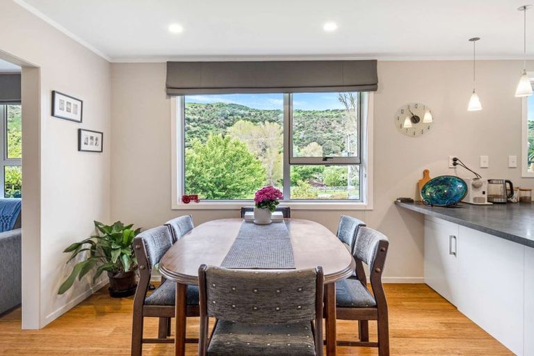 Photo of property in 1038 State Highway 4, Parikino, Whanganui, 4573