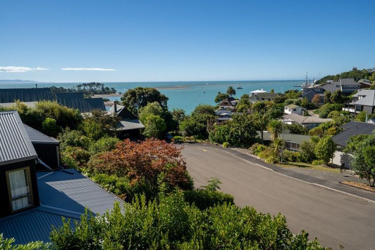 Photo of property in 8 The Cliffs, Britannia Heights, Nelson, 7010