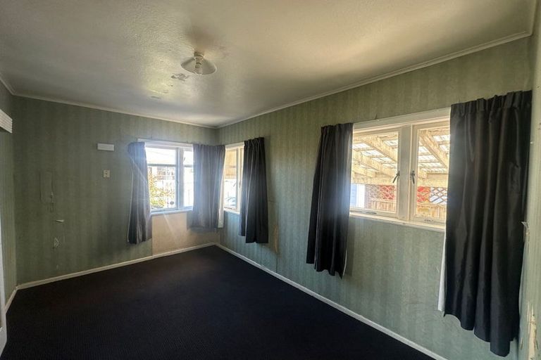 Photo of property in 1/30 Sturdee Road, Manurewa, Auckland, 2102