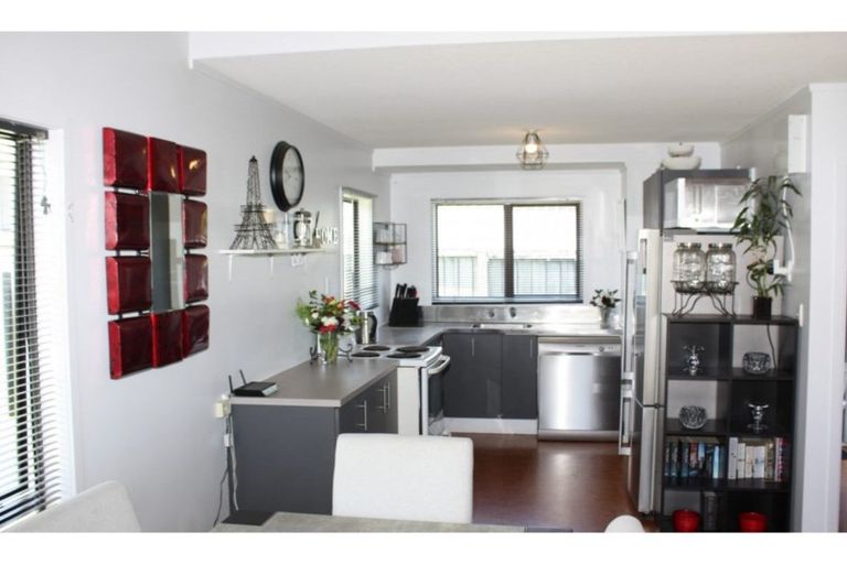 Photo of property in 17 Great North Road, Te Kamo, Whangarei, 0112