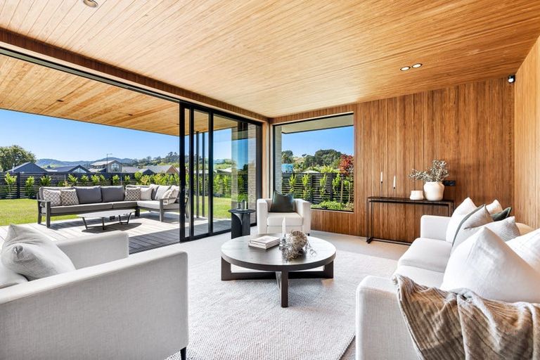 Photo of property in 12 Tiaki Lane, Matakana, 0985