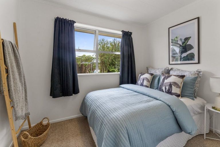 Photo of property in 2b David Street, Waikanae, 5036