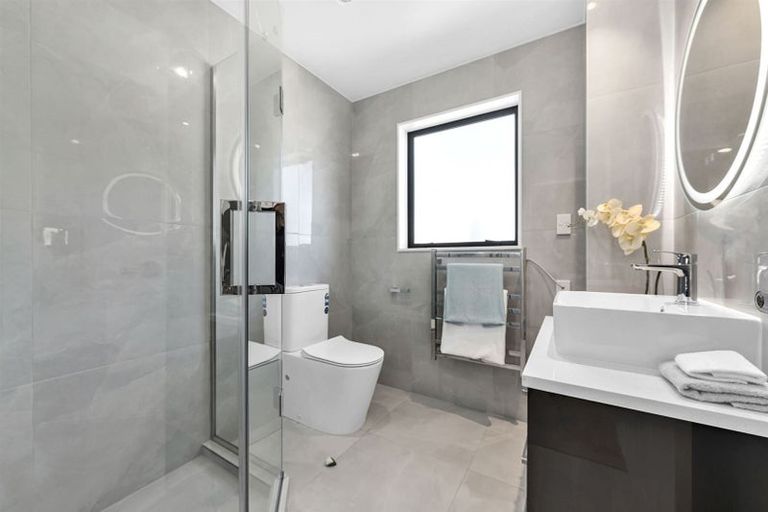Photo of property in 54 Hikuawa Road, Flat Bush, Auckland, 2019