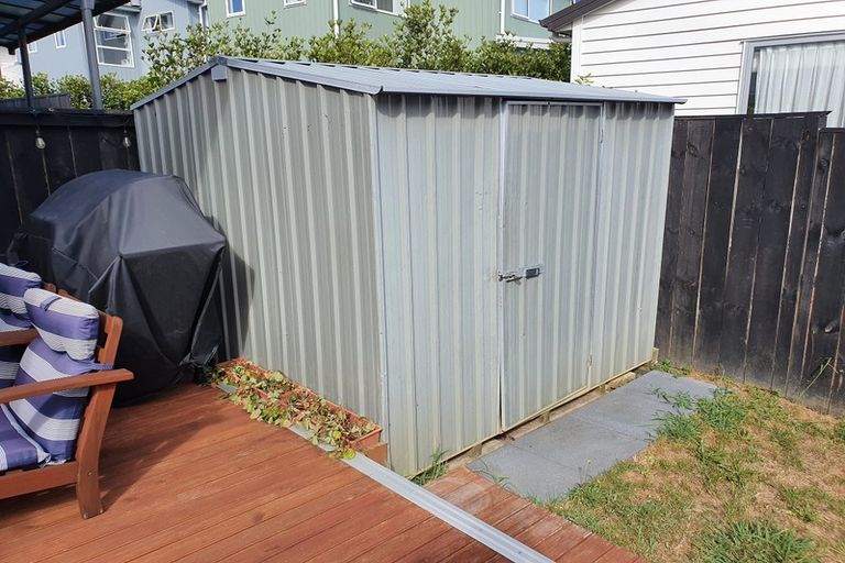 Photo of property in 14 Kearns Drive, Hobsonville, Auckland, 0616