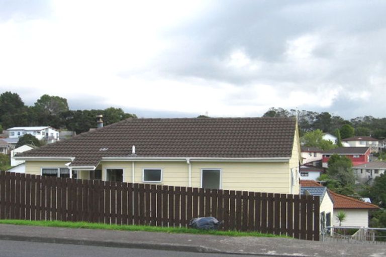 Photo of property in 26 Moire Road, Massey, Auckland, 0614
